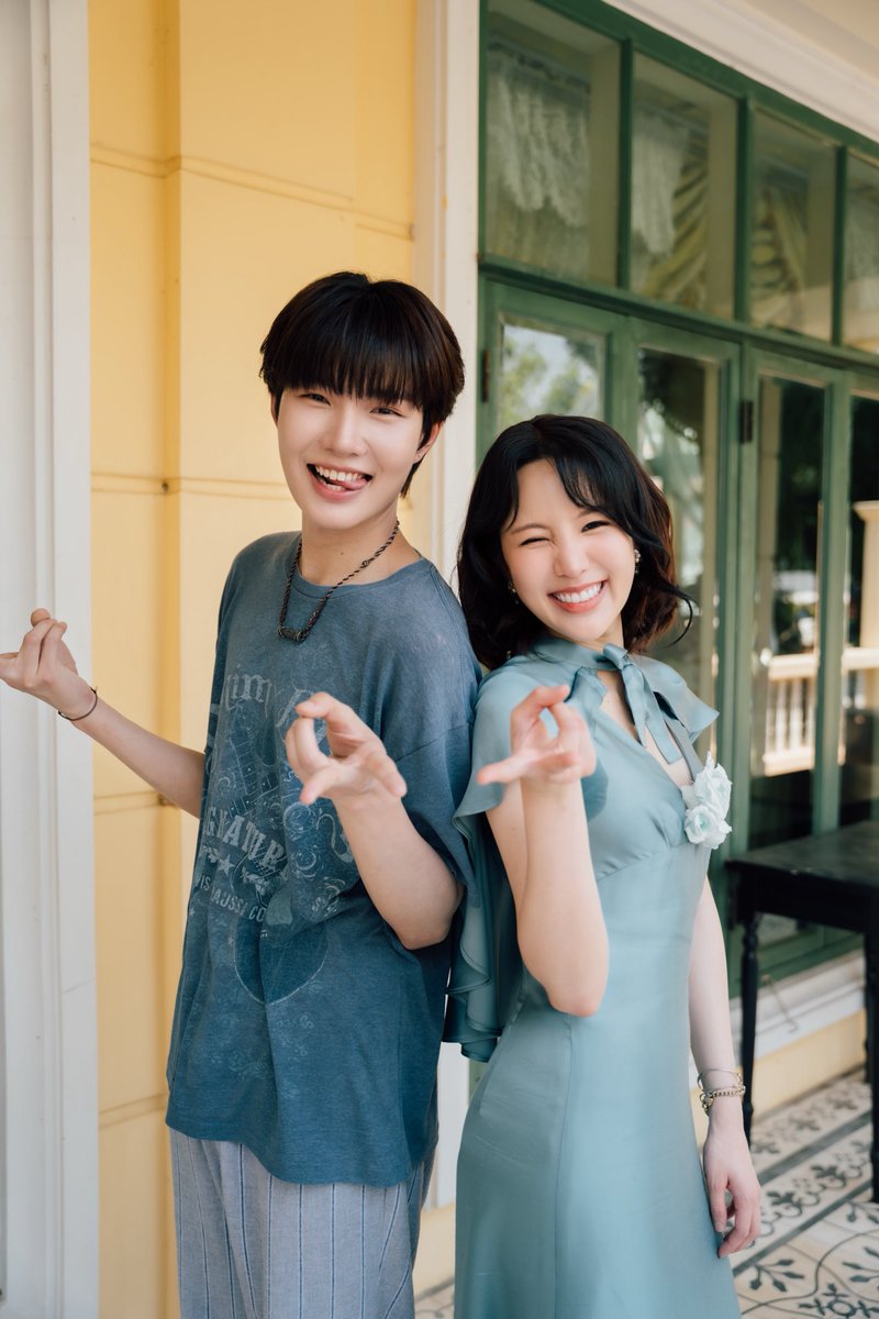ขอลงเก็บไว้เป็นความทรงจำ น้องเขมยังไม่มูฟออนจาก EP4 เลยครับเป็นตอน ที่หนักหน่วงอารมณ์ขึ้นลงทั้งสวยงามและหน่วงเศร้าในเวลาเดียวกัน พี่ ๆ เป็นยังไงบ้างครับ ชอบซีนไหนฟีลอินกับซีนเม้นท์มาบอกหน่อยนะครับ อยากให้วันเสาร์แล้ว ฮือ

Khemjira The Series EP4
#เขมจิราต้องรอดEP4