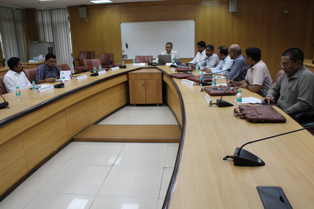 On Aug 25, Dr. Sacchidananda Mukherjee led Session 3 of the NIPFP training for Chhattisgarh officials, sharing key insights on GST revenue performance in the state. #FiscalGovernance #GST #NIPFPTraining