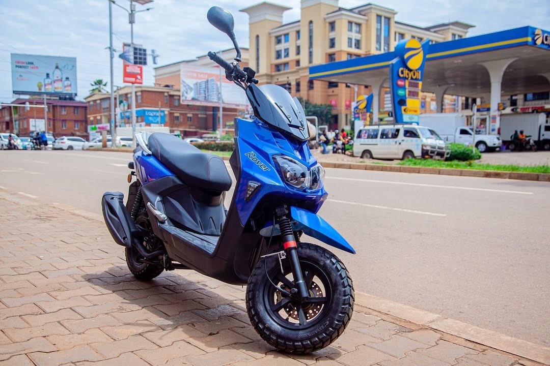 SimbaAutomotiv1's tweet image. Bold power, unstoppable style. 🚀
The Simba Rover is here in two dynamic shades Blue and Red – built to match your vibe and conquer every road. 💙❤️

#SimbaAutomotives #SimbaRover #RideWithPower #BuiltForAfrica #BlueOrRed #BossMoves #BuyUgandaBuildUganda