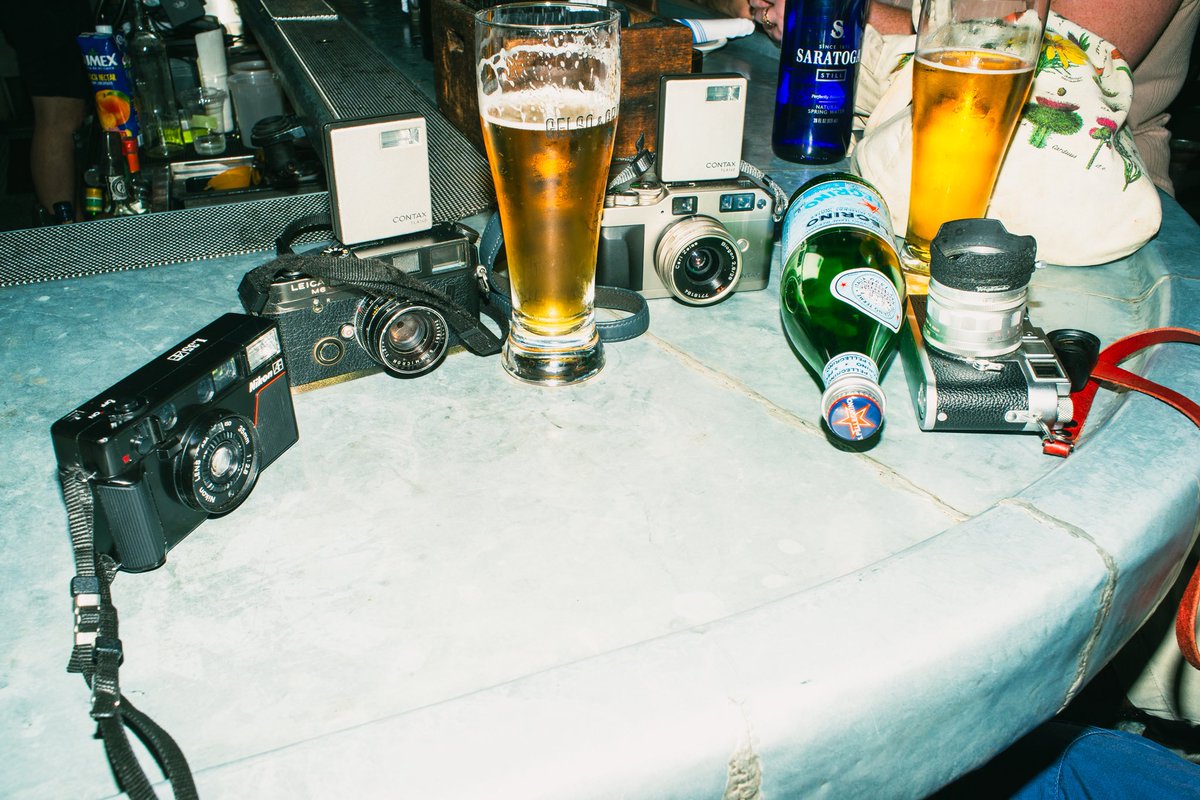 I have a light box tweet media