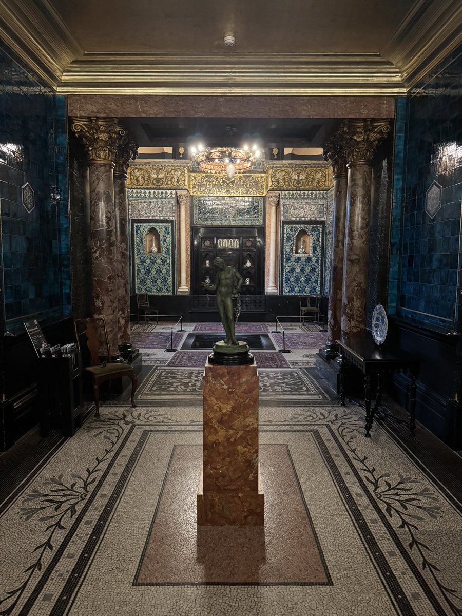 Tom Holland tweet media