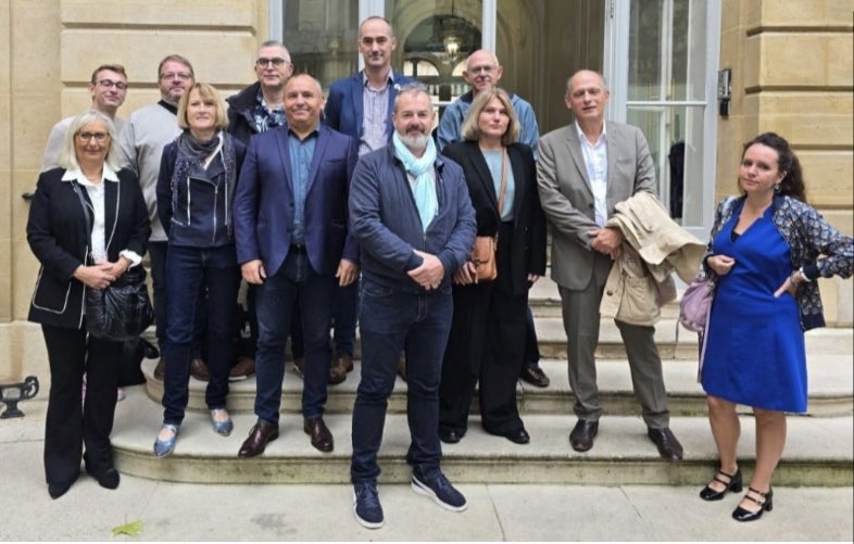 Signature d’un accord majoritaire et inédit pour l’amélioration des conditions de vie et de travail des personnels unsasj.fr/2025/09/03/sig…