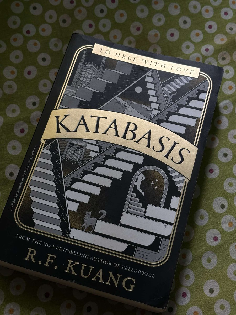 GUYS GUESS WHATTT!!??!!??
ISN'T SHE BEAUTIFUL ✨