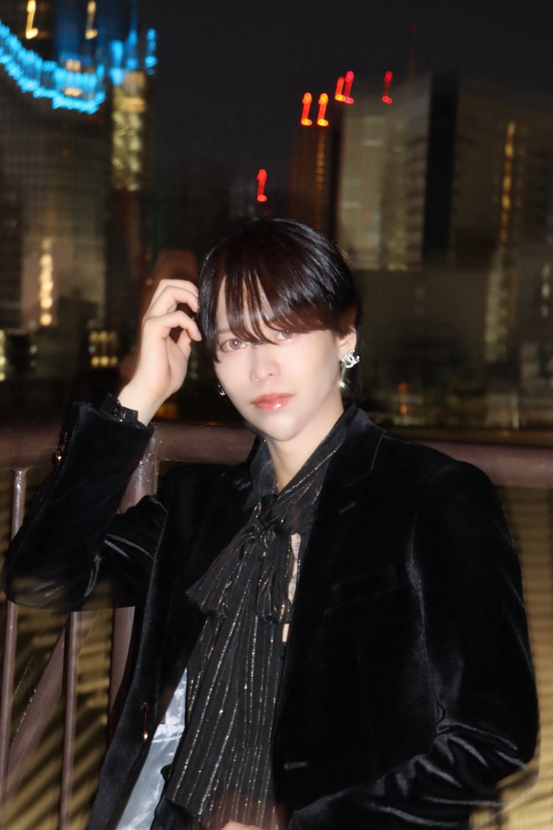 🌙❄️

#自撮り界隈 #自撮り #美男美女と繋がりたい　#ホスト #いいね返し #自発ください #メンコン　#メン地下 #いいねした人全員フォロー #コンカフェ #歌舞伎町 #歌舞伎