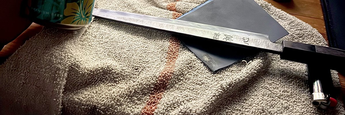 slickbee's tweet image. 