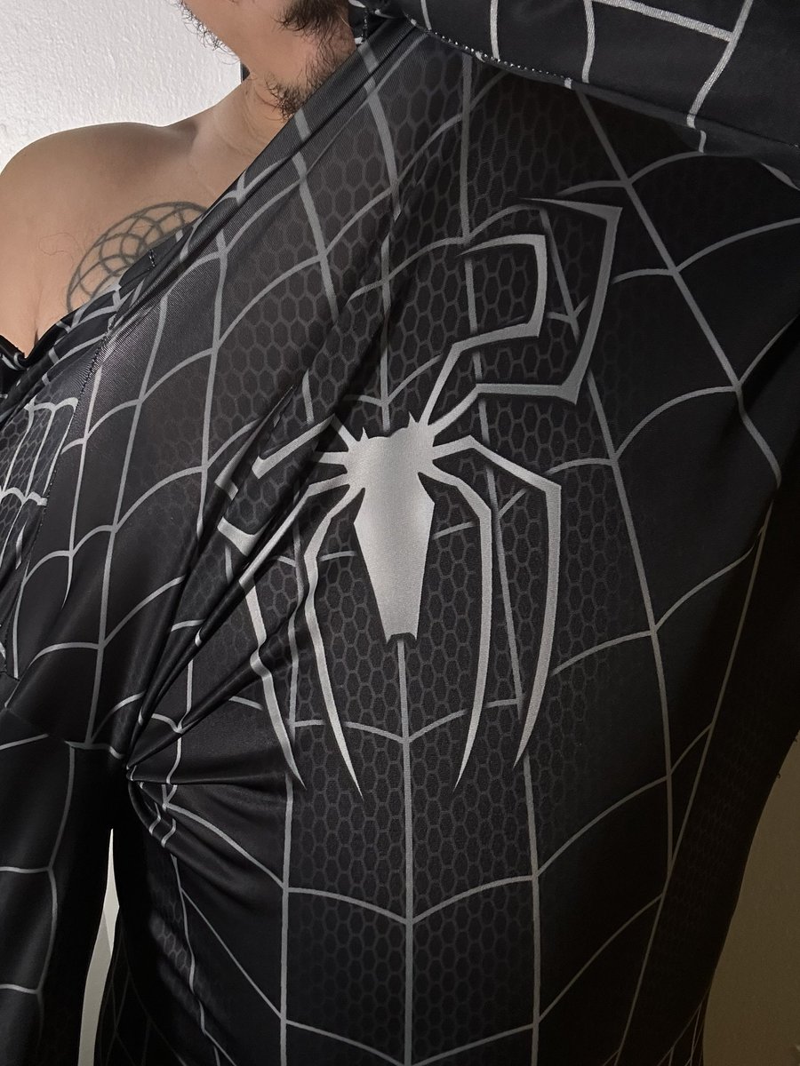 My Spidey senses are tingling if you know what I’m saying only onlyfans.com/gothdaddyluis