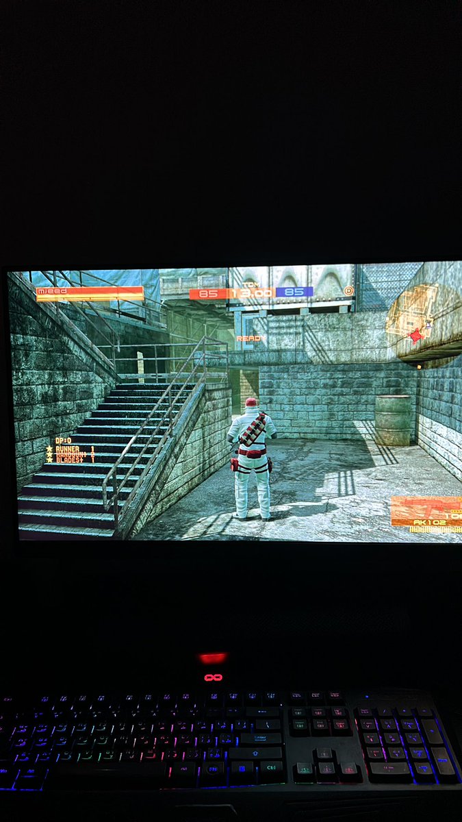 مستغرب ان هالتحفه واللعبه التاريخيه ذي مااحد يعرفها 
Mgo2 اعظم لعبة اون لاين