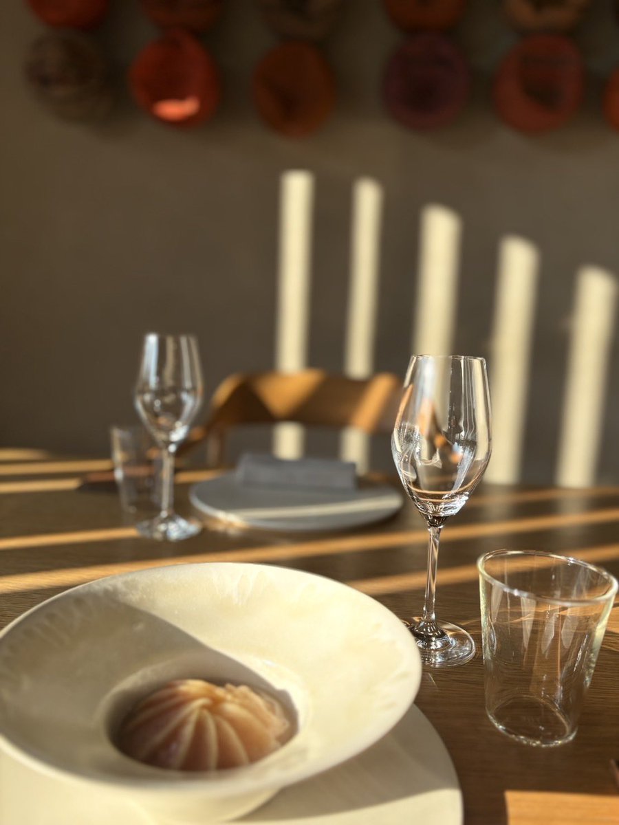 拡散希望

本日キャンセル出てしまって

お席あります

是非新コース食べにいらして下さい

sio aoyama