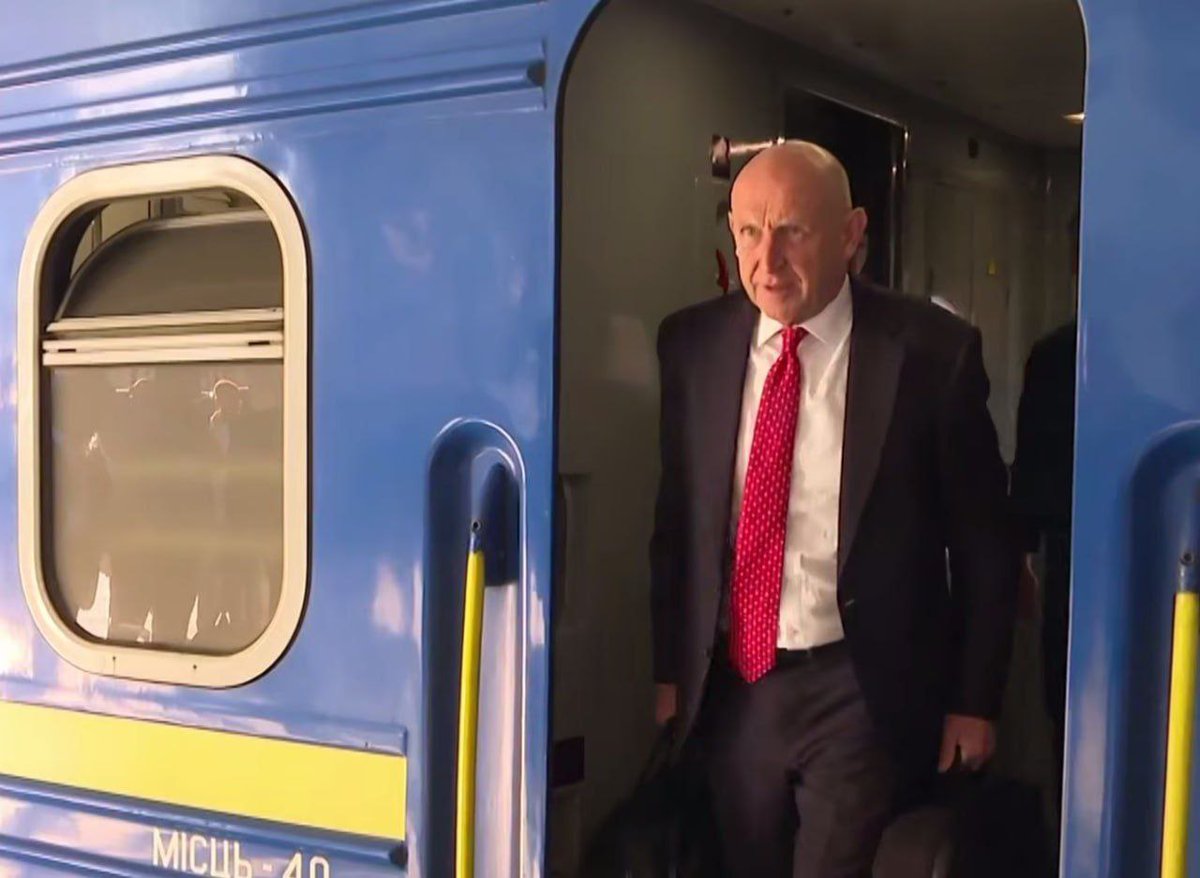 British Defense Secretary John Healey has arrived in Kyiv.
#UK #Ukraine #Defense #Kyiv