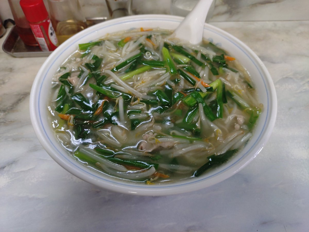 ニラソバ　750円