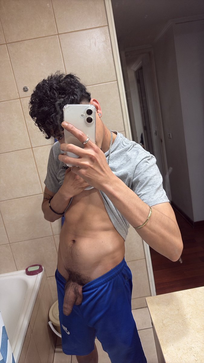 Me gusta como se pone gomuo 🔥🔥