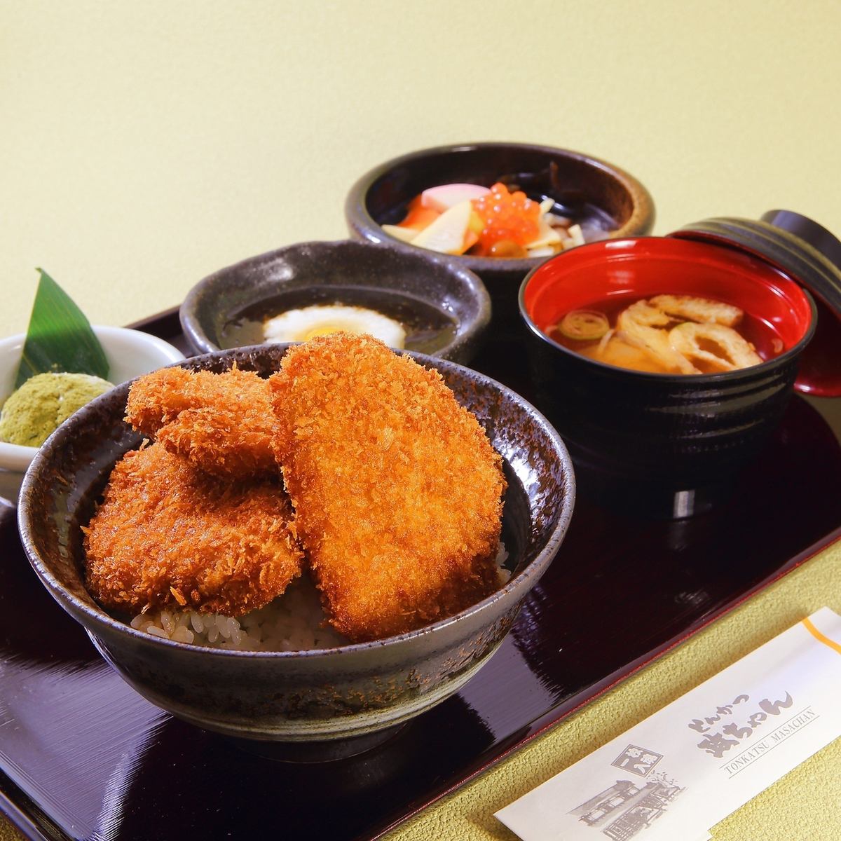 ソウルフード、結局決められなかったなぁ。。。
今日どれ食べる？って言われれば、タレカツかな？

#水ハミ