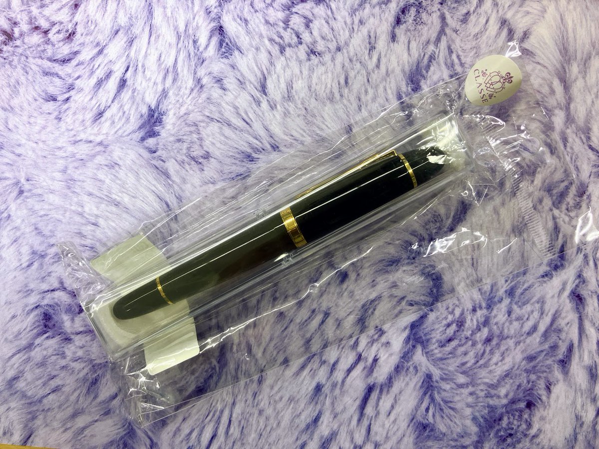 animatehonten's tweet image. 【ACOS】
アニメイト池袋本店　#ACOS　コーナーにて
販売中💎🖊✨

秋のコスイベに向けての準備は順調でしょうか❓
コンタクトやウィッグ等に加え、小物のお取り扱いもございます！

ご来店の際は是非ACOSコーナーにお立ち寄りください😆✨

  #クラッセ