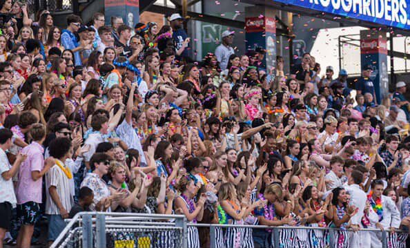 StudentSectRep's tweet image. With another full weekend of Student Section Football this weekend, let’s take a look at Roosevelt Super Fans of Iowa.Super Fans are looking like favorites to end up on top in the Final Iowa Student Section Rankings in November! #studentsectiongoals #studentsection #roosevelt