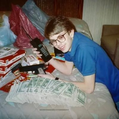 CorpseKing101's tweet photo. @gordongekko This is u on $Anon https://t.co/5LFydYuZM6