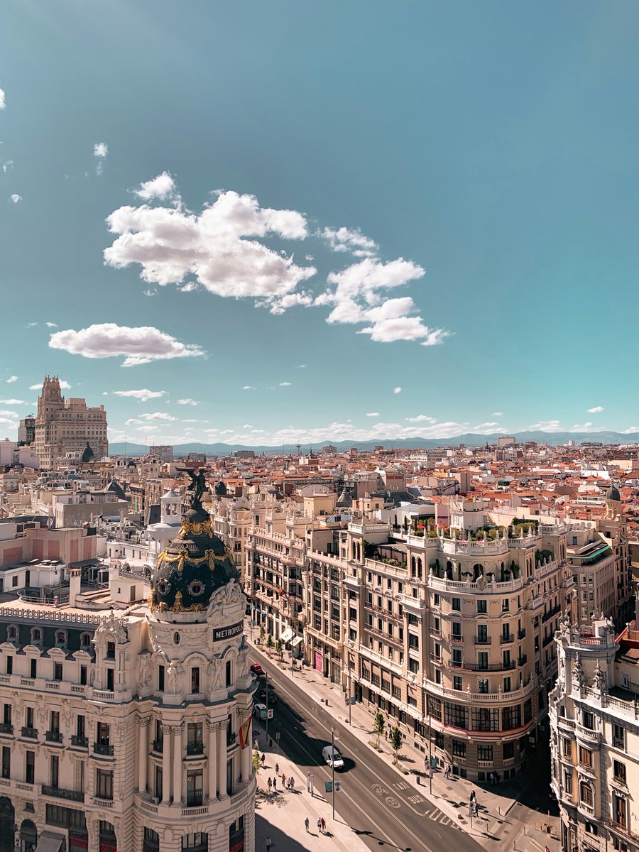 CharmOfCulture's tweet photo. 📍Madrid, Spain 🇪🇸 

Madrid’s story begins as a Moorish fortress in the 9th century. Taken by Castile in 1083, it was chosen by Philip II as Spain’s capital in 1561. 

From frontier stronghold to royal court, it became the political and cultural heart of Spain 🇪🇸. https://t.co/o99KA7gpFV