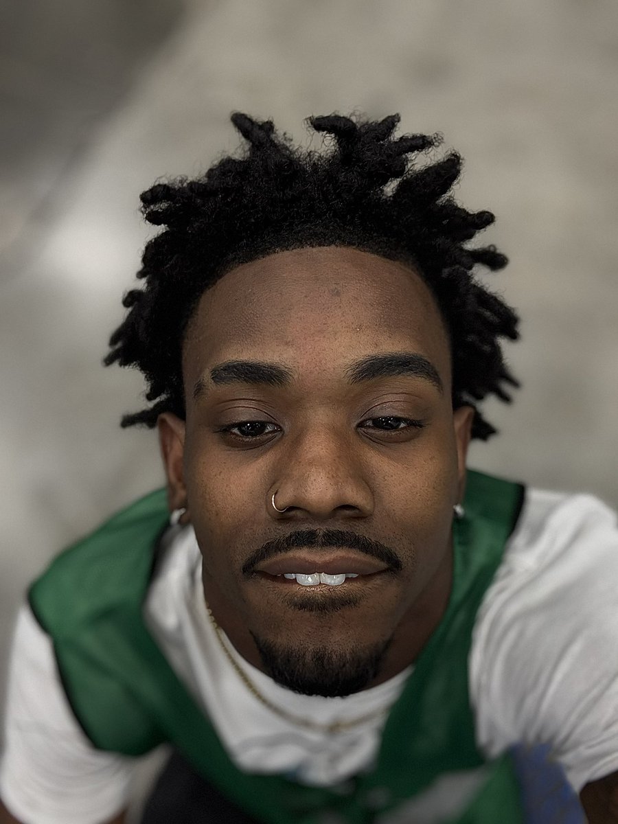 Trendsetterdeee's tweet image. Only Chosen One You See⚡️🍀 IG: @trendsetterdeee