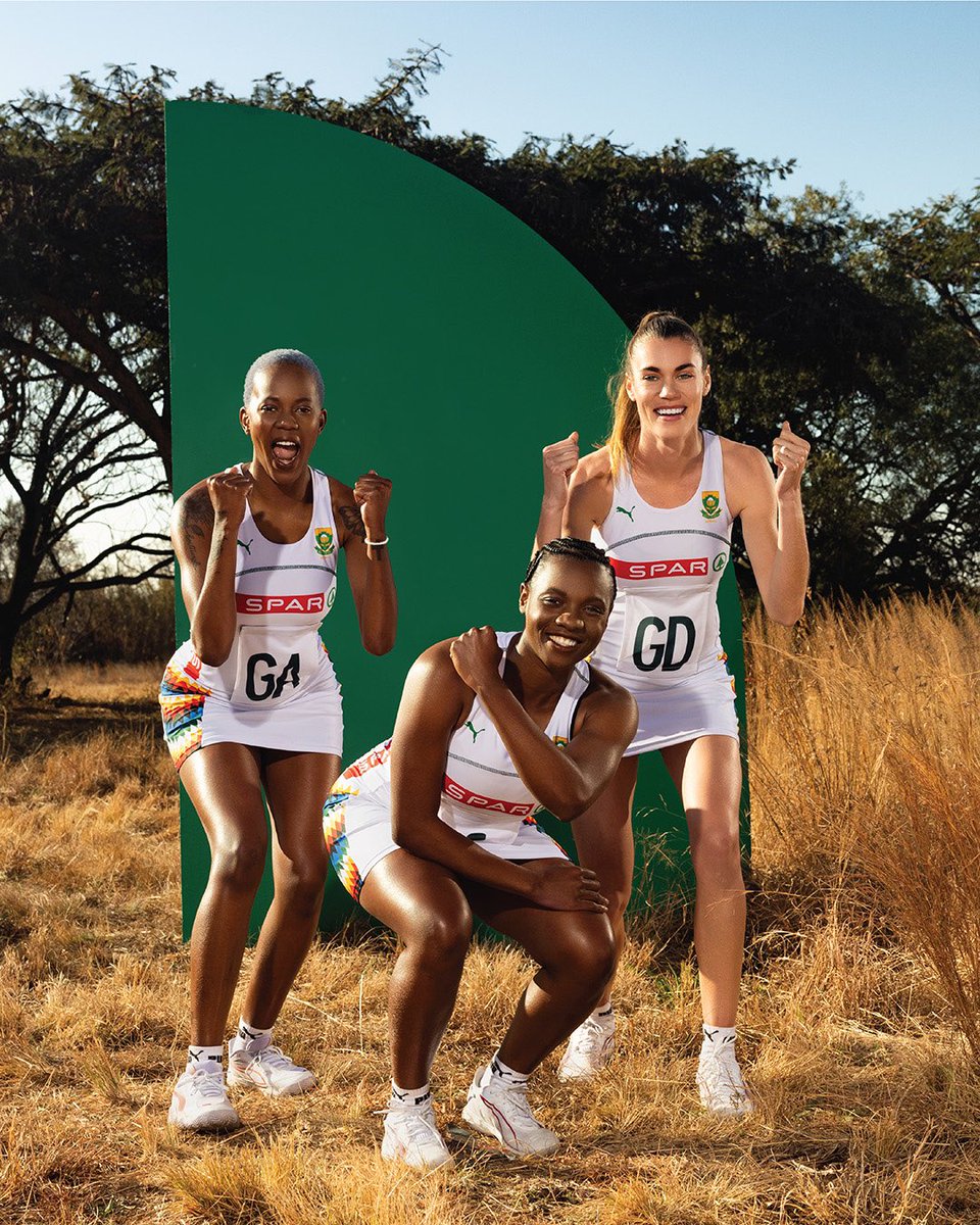 BasadiAction's tweet image. 🔥 It’s HERE! 😍🇿🇦

PUMA @PUMASouthAfrica has just unveiled the brand-new @Netball_SA SPAR Proteas 2025/26 Home &amp;amp; Away Kit this morning and we are OBSESSED! 🇿🇦💚💛 

The Queens are ready to step onto court in style, pride, and power. 🏐👑

#UnitedWarriors #SparProteas #Netball