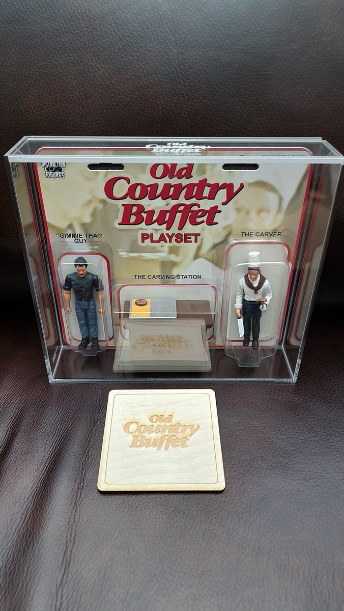 FlightMikeX's tweet image. This is my, one of one. 🍽️
The Old Country Buffet Playset by @distractfig — featuring ‘Gimmie That Guy’, The Carver, and the carving station.
Sealed in acrylic, forever preserving buffet glory. 🥩✨
#OneOfOne #DistractionFigures #OldCountryBuffet