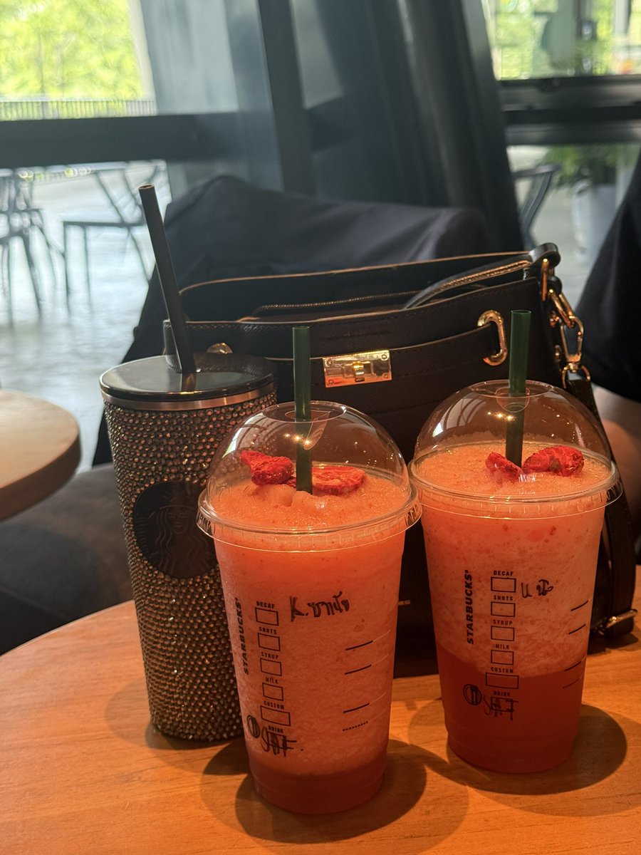 🫣 <a href="/TSK71204/">S</a>