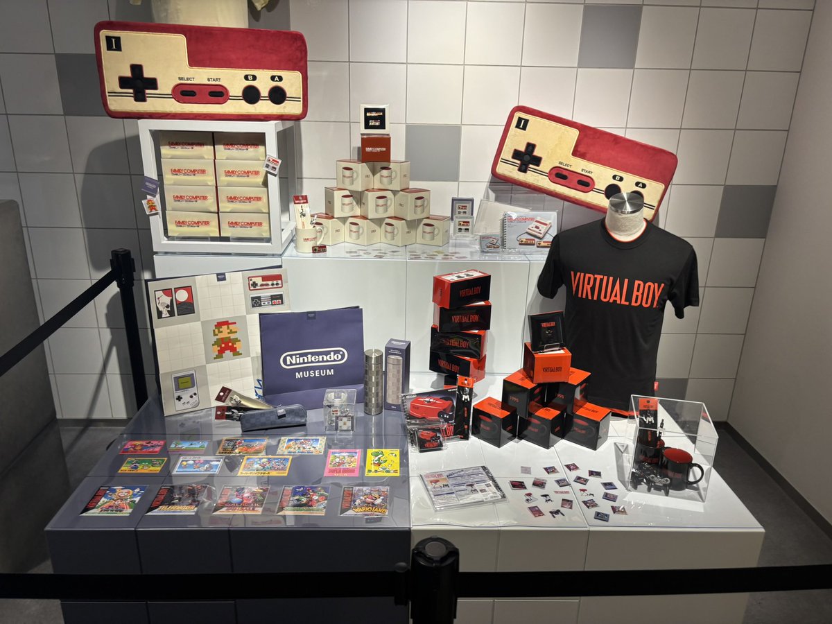 通算5回目のニンテンドーミュージアム。
目的は本日からオープンのアートギャラリー！見応えありでおすすめです♪あっここ月ごとに変わるんだー