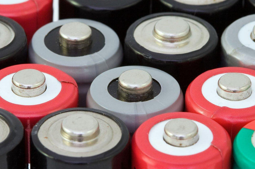 China Powder Science and Technology (@china_powder) on Twitter photo New review explores micro- and nano-powder fillers for composite solid electrolytes, highlighting their role in enhancing battery performance. Future research focuses on material innovation and advanced characterization.🧐
#battery #material #powder
<a href="/China_Powder/">China Powder Science and Technology</a> New review explores micro- and nano-powder fillers for composite solid electrolytes, highlighting their role in enhancing battery performance. Future research focuses on material innovation and advanced characterization.🧐
#battery #material #powder
<a href="/China_Powder/">China Powder Science and Technology</a>