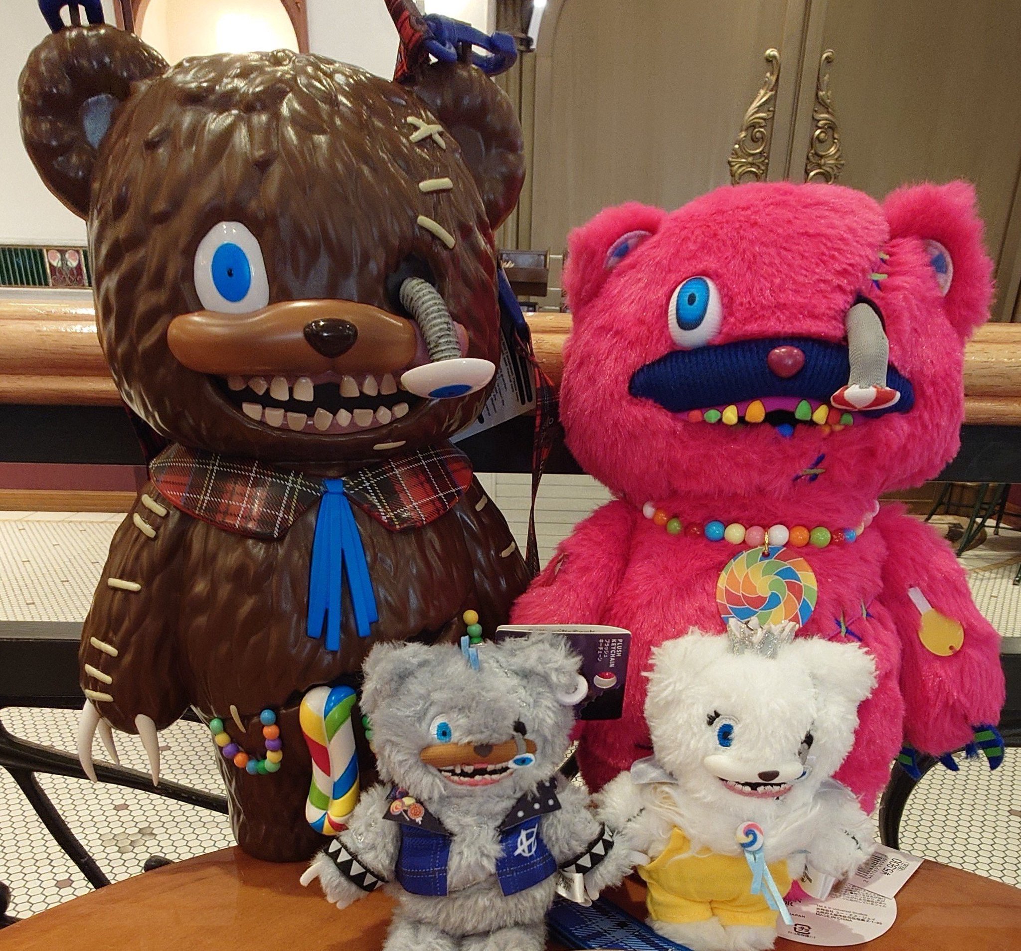 ハミクマパンク、ハミクマキャンディセット