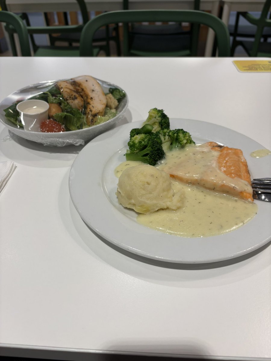 在JB不吃，跑来KL吃😂

话说The Curve附近有什么地方介绍吗？第一次来这区😅