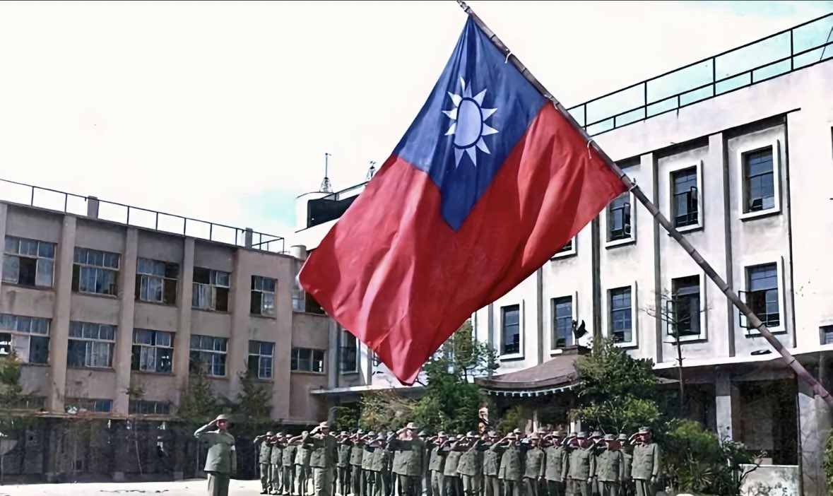 pingzibo's tweet photo. 中國軍人萬嵗 https://t.co/pZgW7GKFzk