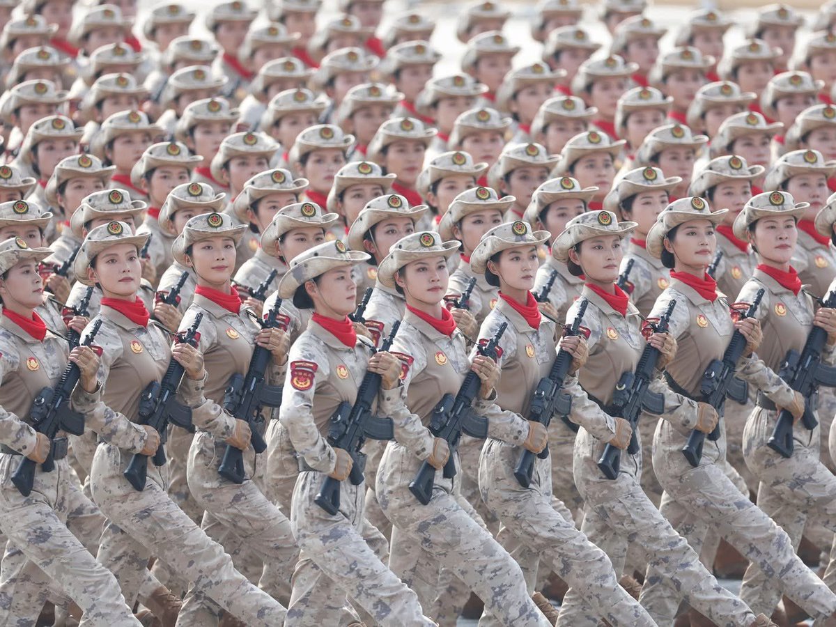 Ижилхэн царайтай зуснууд вэ илүүдэл жин мин алга тээ