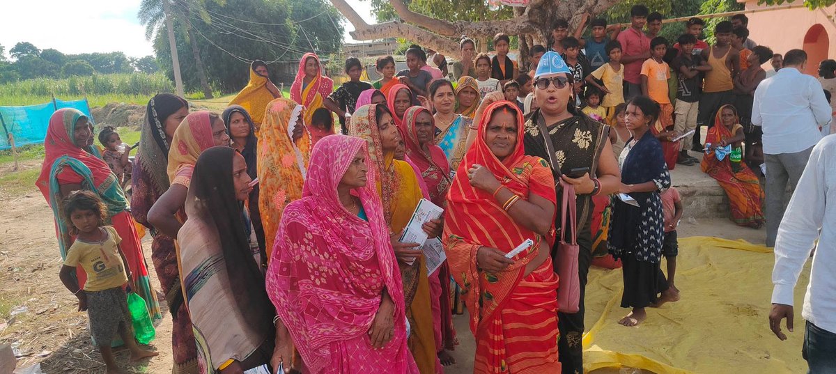 tdpsinghRLMshr's tweet photo. महिलाएं भी कहाँ पीछे है,रैली में भाग लेने को लेकर #बेलसंड में गजब का उत्साह,#उपेंद्र है तो उम्मीद है,, राष्ट्रीय लोक मोर्चा की परिसिमन सुधार रैली, 5 सितम्बर को पटना मिलर हाई स्कुल चलो @UpendraKushRLM @RLMofIndia https://t.co/rEL6Ot9oW9