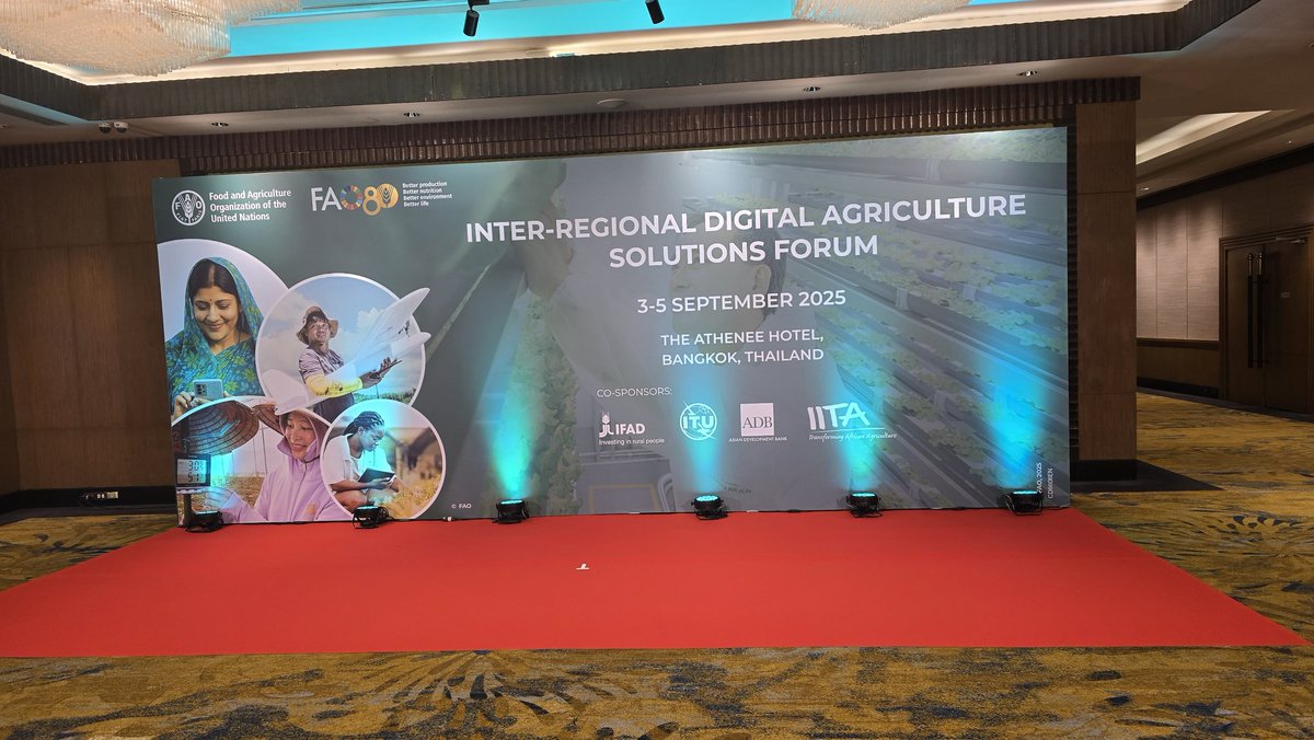 kenloh's tweet photo. ๐ In Bangkok this week... FAOโs Inter-Regional Digital Agriculture Solutions Forum (3โ5 Sept). Some African spotlights: startups pitches, #D4Ag in #Togo, #Kenya, #FDiVi project in #Rwanda #Malawi #Zimbabwe
๐ Agenda: https://t.co/59k42NtbQV
#DigitalAgriculture
#drone #AI https://t.co/pJLUTiITRt