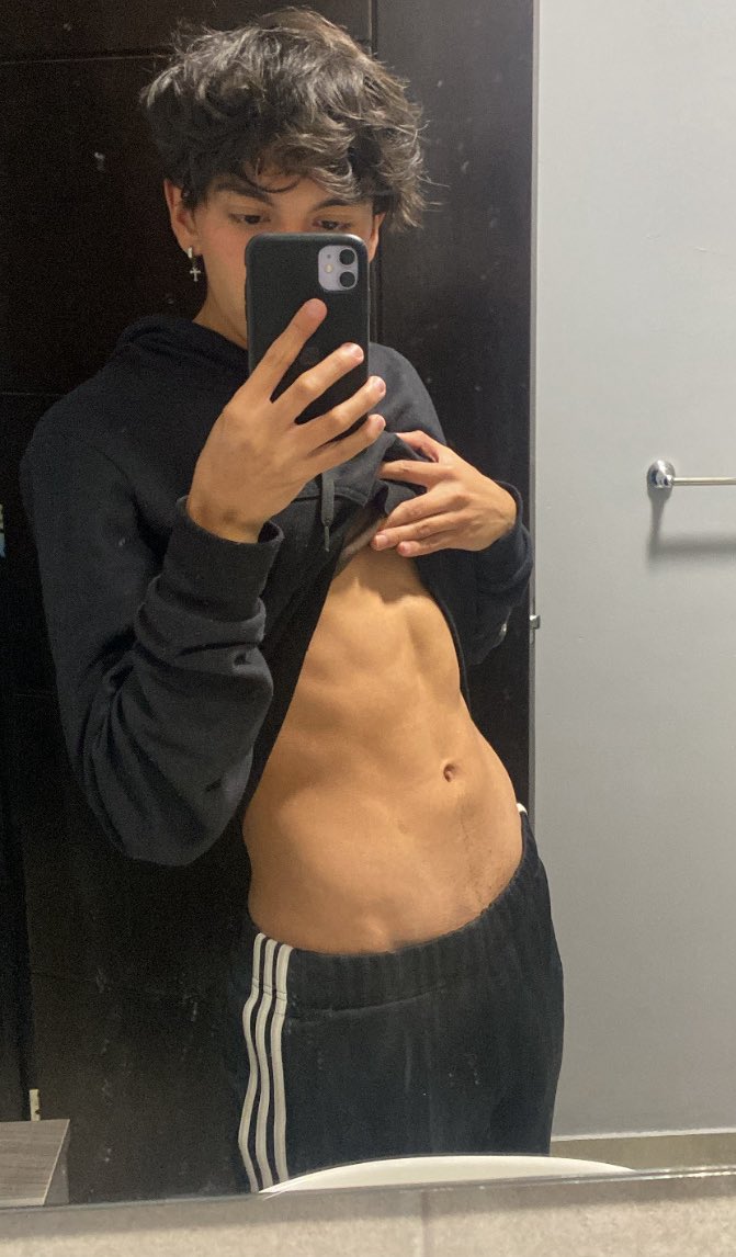 ¿Les gustaría qué <a href="/dlleedi/">DLEEDI</a> sea nuestro invitado a #TwinksOnTour ?

🔥 TWINKS ON TOUR | <a href="/dallas__mx/">Dallas</a> 🔥

📅 Sábado 6 de Septiembre | ⏰ 10pm

La fiesta de twinks más famosa de la ciudad está de regreso💦

🎟 Compra tu preventa
eventbrite.com/e/twinks-on-to…