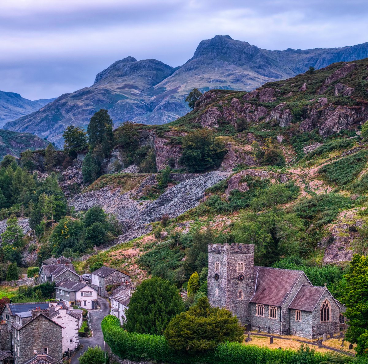 Morning everyone I hope you are well. As I always say, even in grey and moody weather there is still beauty to be found in the Lakes. Have a great day. 

#LakeDistrict