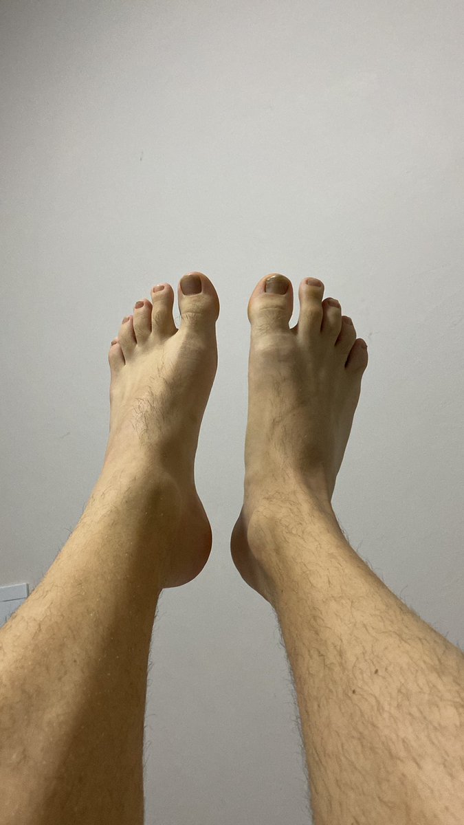 They need to be cleaned 

Who’s licking?

$ent
$ir