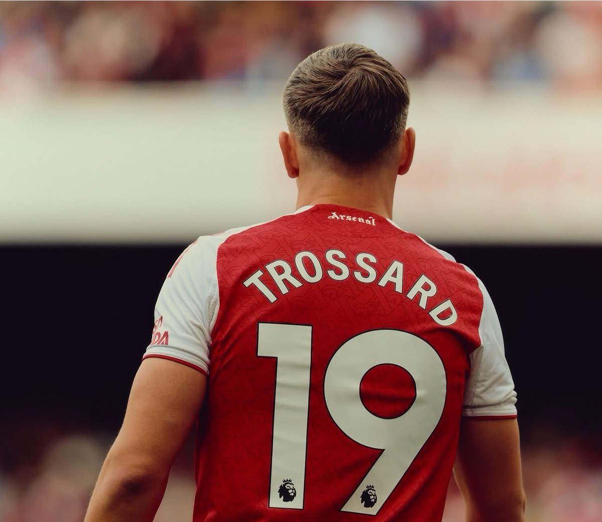 📌 Kadro kalitesini ciddi yukarı çekerler, diğer mevkilerdeki oyuncuların performansını yukarı taşırlar. Beşiktaş için lüks değil ihtiyaç

🇳🇱 Devyne Rensch

🇪🇸 Aymeric Laporte 

🇧🇪 Leandro Trossard