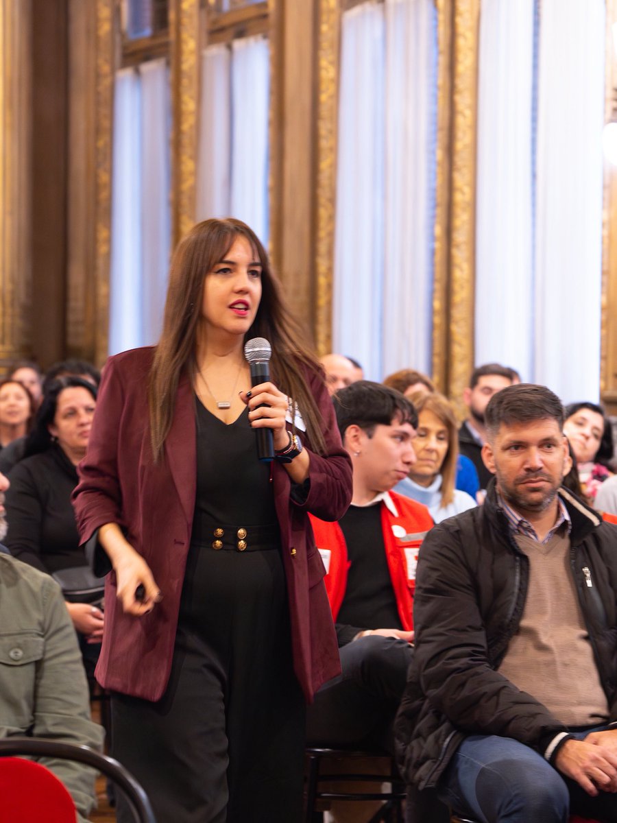 📢 RSE Vial 2025 – 9° jornada de cultura preventiva vial
🟠 Bloque 3 – Cuando el riesgo somos las personas
🎤 Presenta: Giannina Bellone – Sistemas Reid

#RSEVial2025 #SeguridadVial #Prevención #CulturaPreventiva 👥