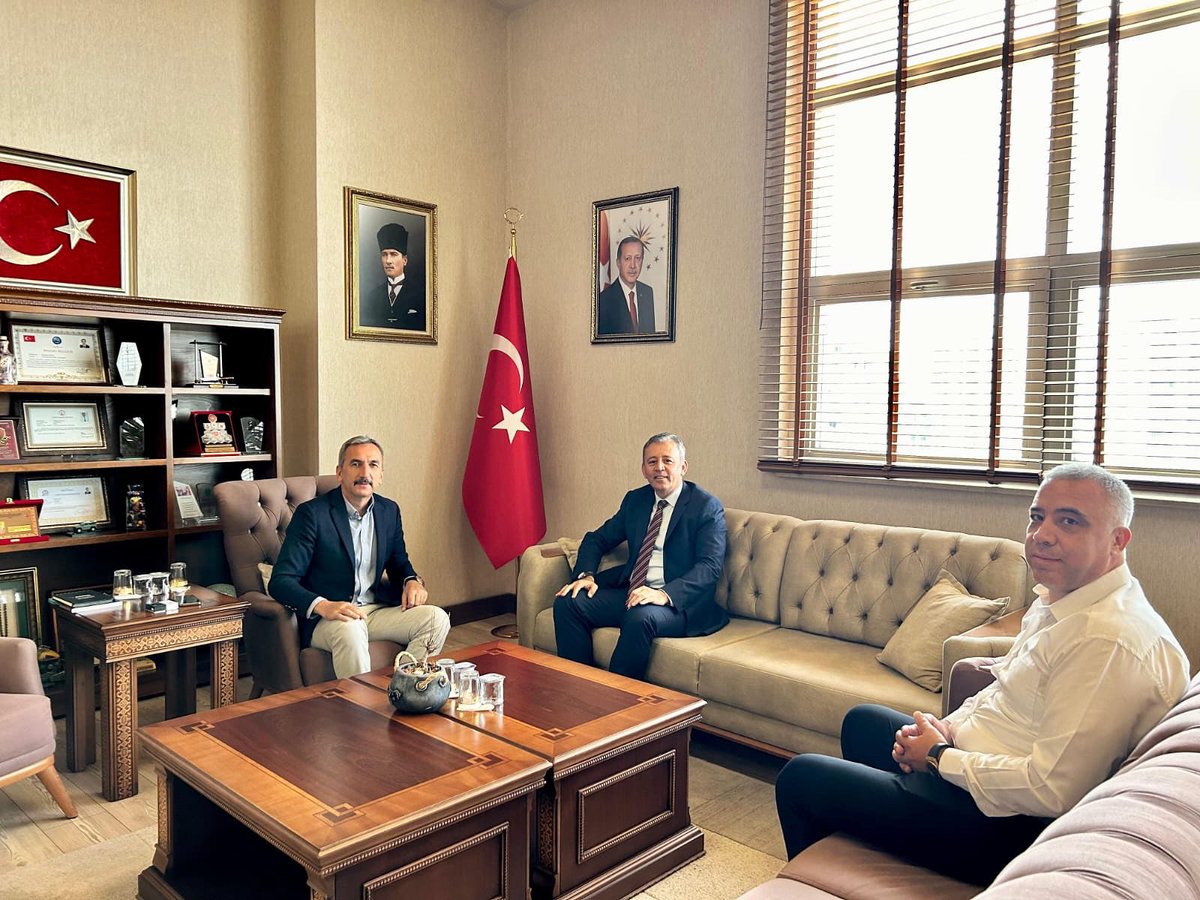 T.C. Sarıçam Kaymakamlığı (@kaymakamlik01) on Twitter photo Adana Gençlik ve Spor İl Müdürü Mustafa Loğoğlu Kaymakam Dayanç’ı ziyaret ederek, Sarıçam'da hayata geçirilmesi planlanan yatırımlar hakkında bilgi verdi.<a href="/dayanc_m/">Murtaza DAYANÇ</a> Adana Gençlik ve Spor İl Müdürü Mustafa Loğoğlu Kaymakam Dayanç’ı ziyaret ederek, Sarıçam'da hayata geçirilmesi planlanan yatırımlar hakkında bilgi verdi.<a href="/dayanc_m/">Murtaza DAYANÇ</a>