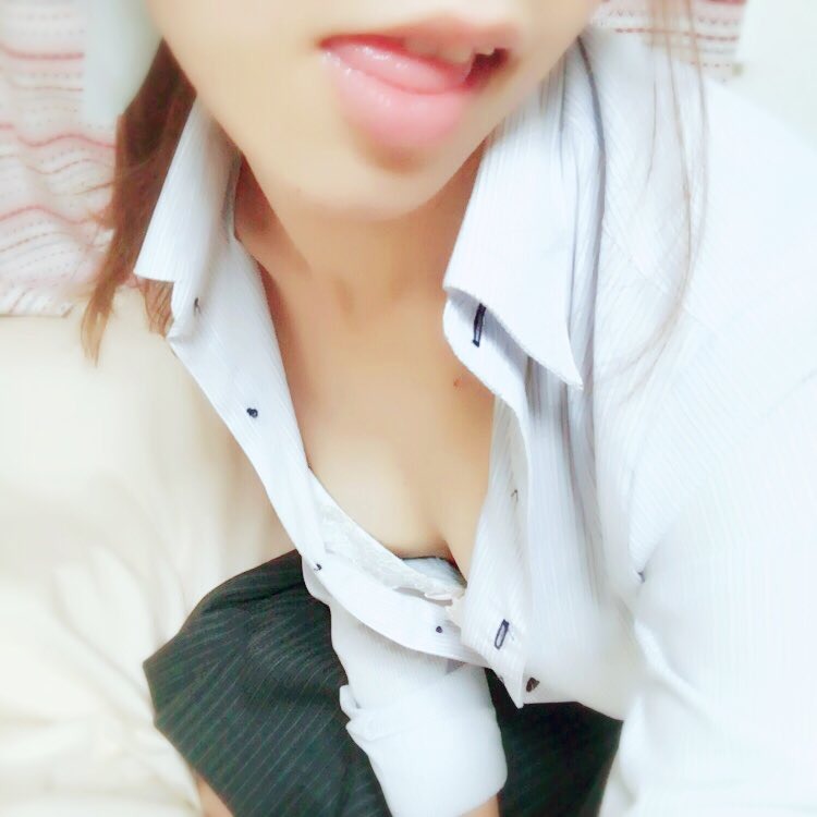 【本気の出会いを探してる男性へ】女性はみんなこっそりやってる、決定版の出会い系！登録無料なんだし、覗いてみれば？？⇨tinyurl.com/y6x4n8dp