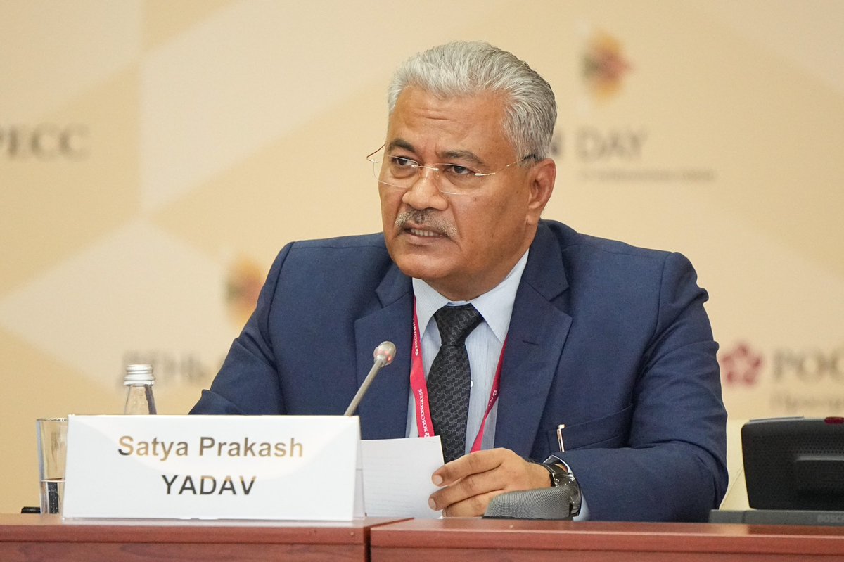 IBCA_official's tweet photo. Dr. @SPYadavIFS, Director General, IBCA, addressed the Plenary Session during the Falcon Day International Forum, organised under the 10th Eastern Economic Forum by #Roscongress in Vladivostok, Russia.
He underscored the critical need for international cooperation and collective action to protect migratory species. He also highlighted that safeguarding these species requires shared responsibility, cross-border partnerships, and a united global commitment to conservation.
#IBCAForBigCats