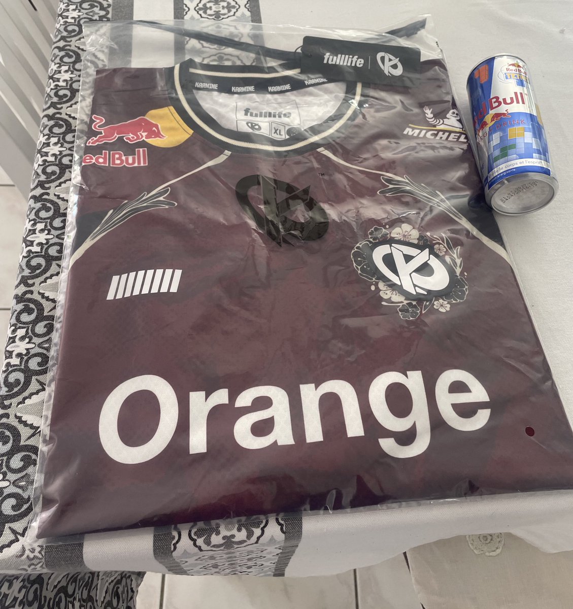 Merci pour ce miel 🍯 
(et le sucre)