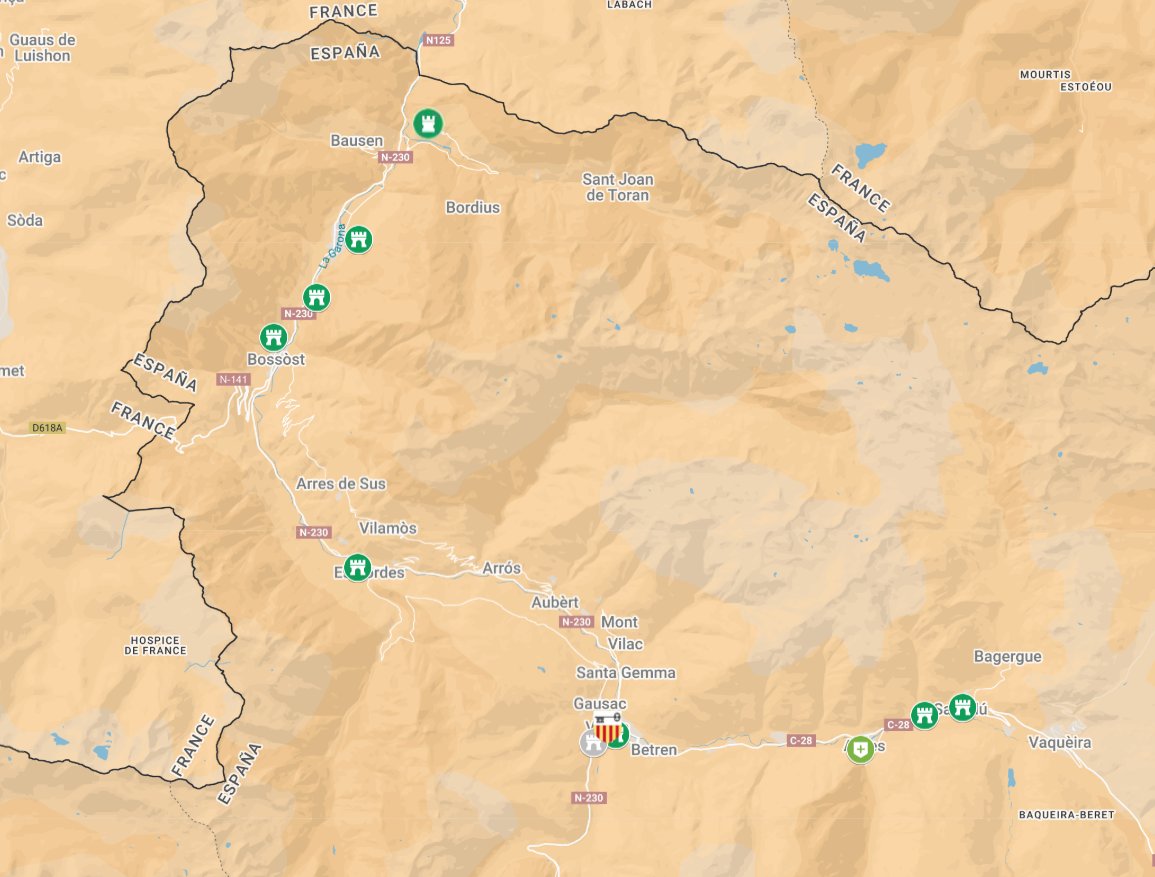 La Vall d'Aran també té castells medievals

alguns d'ells són:
Castèth Pijoèrt / Castell de Lés
Torre de Sirat
Casteret de Bossòst

i Vielha també havia tingut dos castells, Castell de Vielha i el Castell de Vila

mapadecastells.cat