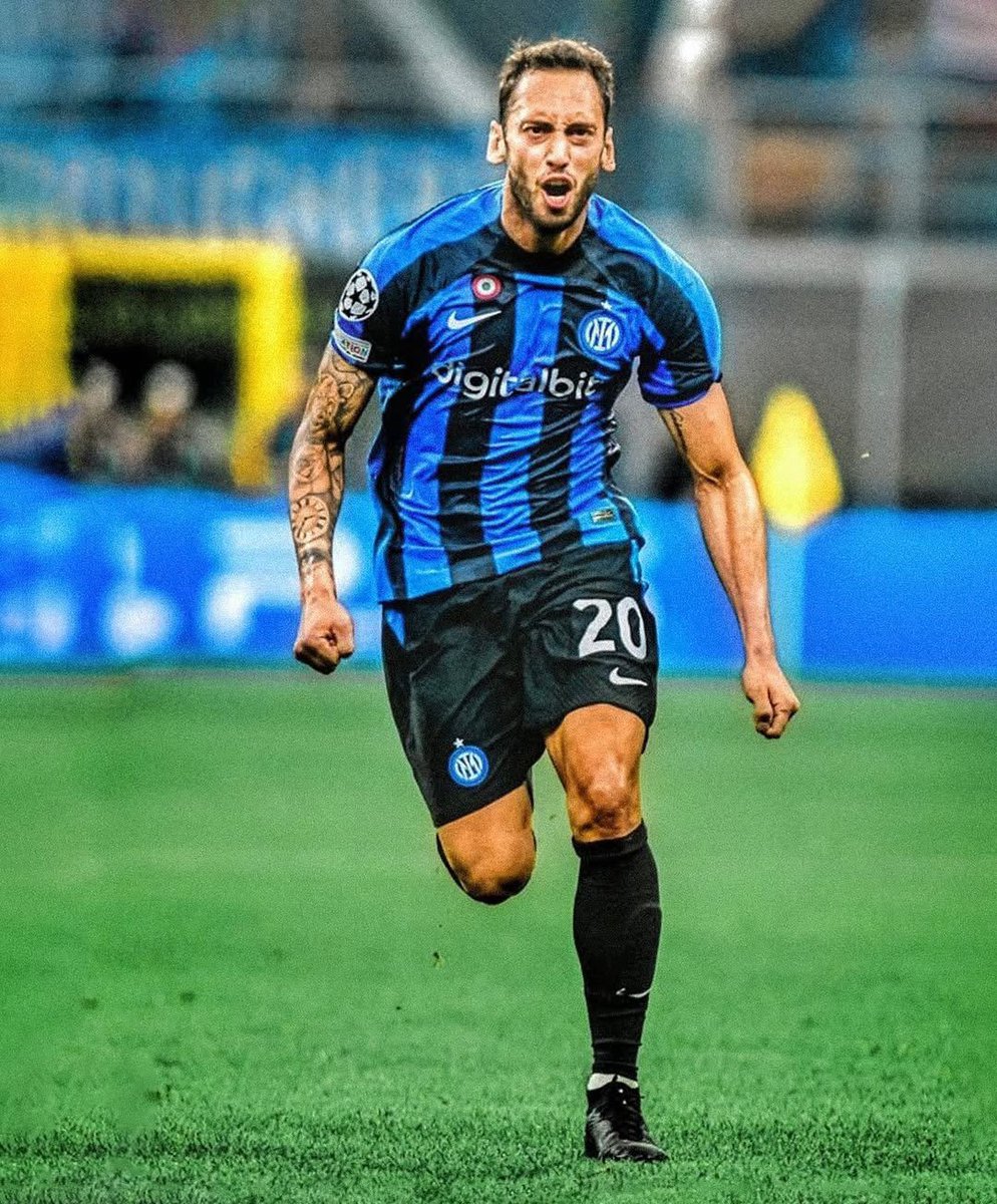 Bir gram durmak yok. 
Sen gelene kadar devam edecek. 
#TakeHakanHome 💛❤️