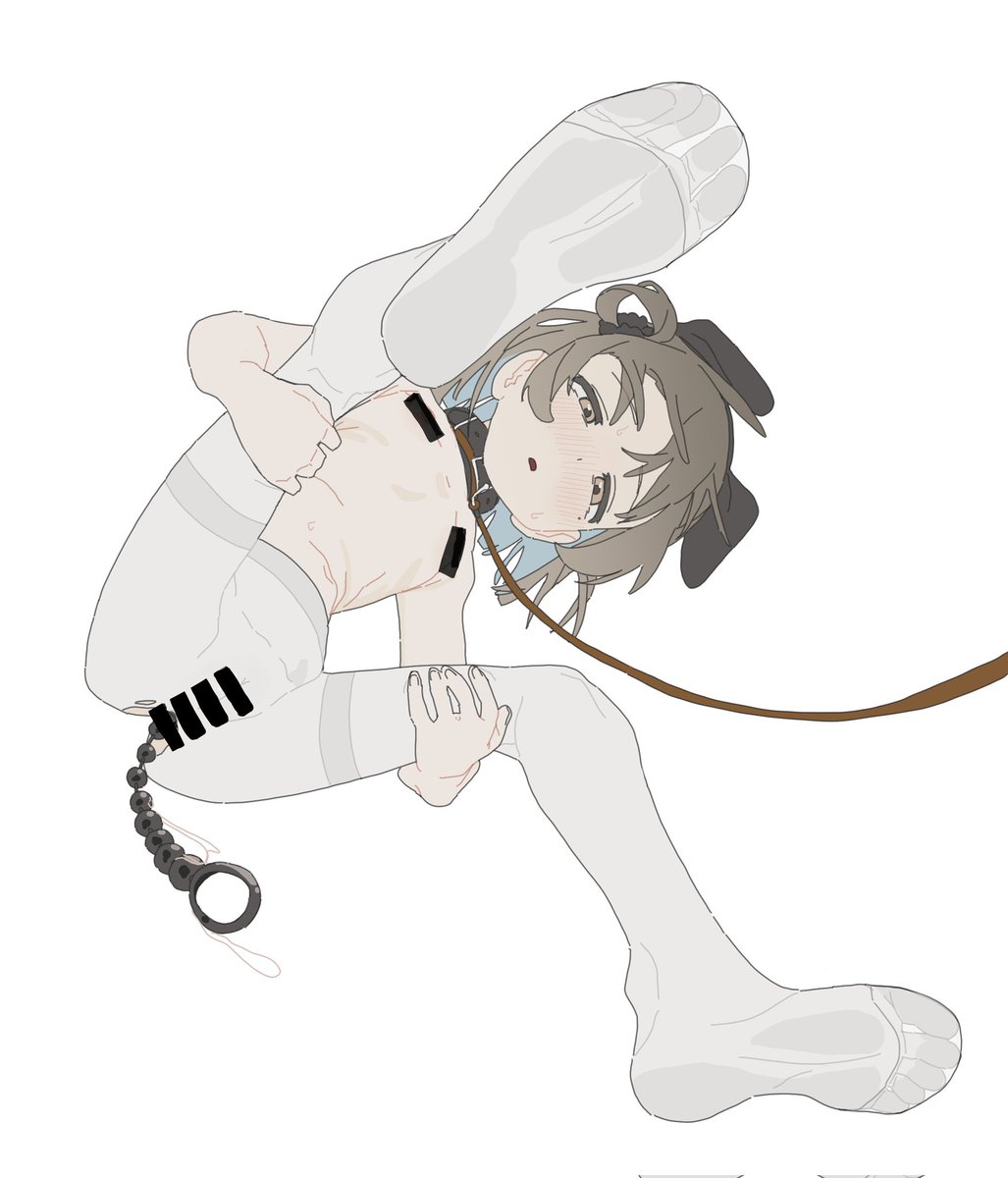 乾パン tweet media