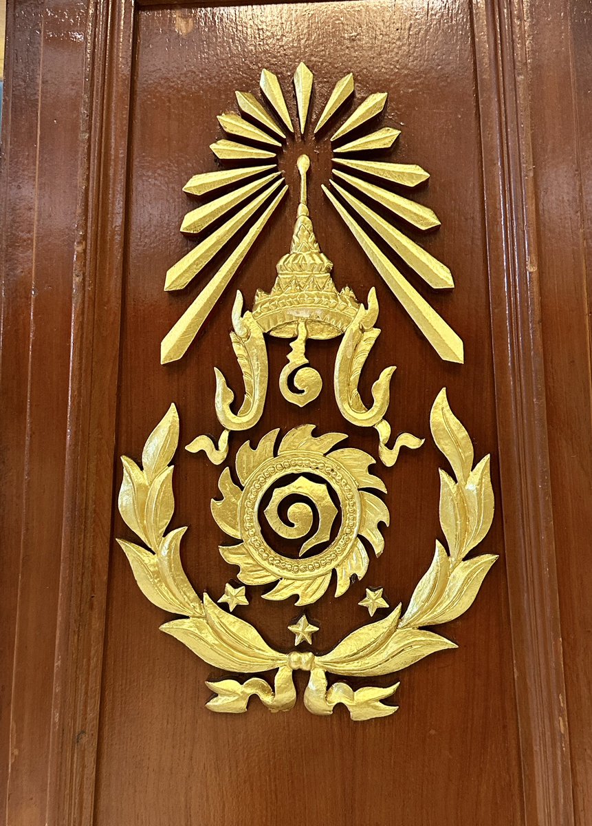 ทัพภาค1 จัดเอง
เปิดแถลงข่าว เอง ครั้งแรก วันนี้
ตั้ง เป้า แถลงทุก“ จันทร์-พุธ-ศุกร์”
หรือแล้วแต่ สถานการณ์
พื้นที่รับผิดชอบชายแดนไทย- กัมพูชา 
และ พื้นที่รับผิดชอบ
พลโทอมฤต บุญสุยา แม่ทัพภาค1 มอบ ”เสธ.ต้อย“ พลตรี  สุรวิชญ์  แดงจันทร์  เสธ.ทัพภาค1  แถลง 

facebook.com/share/p/1CS4UJ…