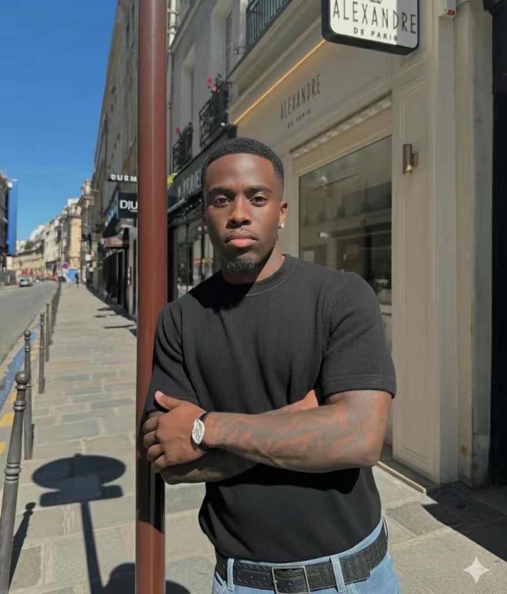 She’s Fishy ➐ tweet media