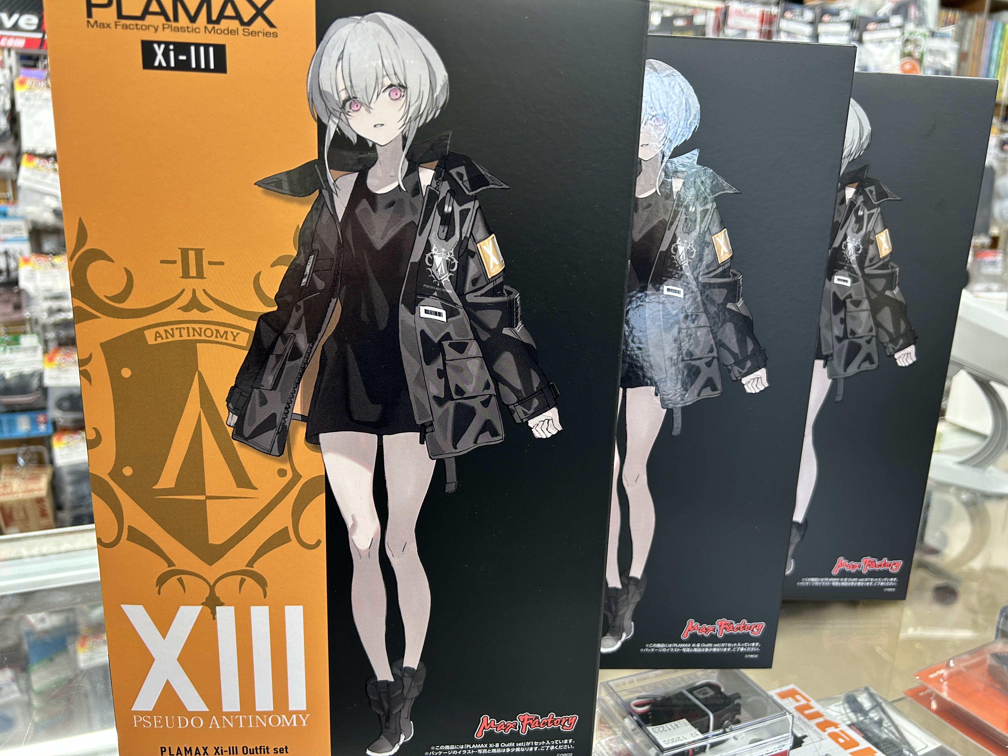 PLAMAX Xi-III Pseudo Antinomy アウトフィットセット