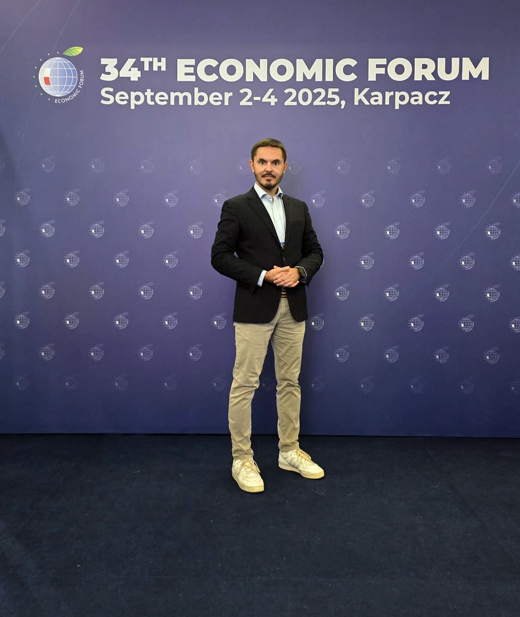 34. Forum Ekonomiczne w Karpaczu, jedno z kluczowych wydarzeń w roku, właśnie się rozpoczęło. Naszą firmę reprezentuje prezes Michał Obiegała, który będzie aktywnie uczestniczył w rozmowach biznesowych i wymianie doświadczeń.  

#bpPolska #ForumEkonomiczne
