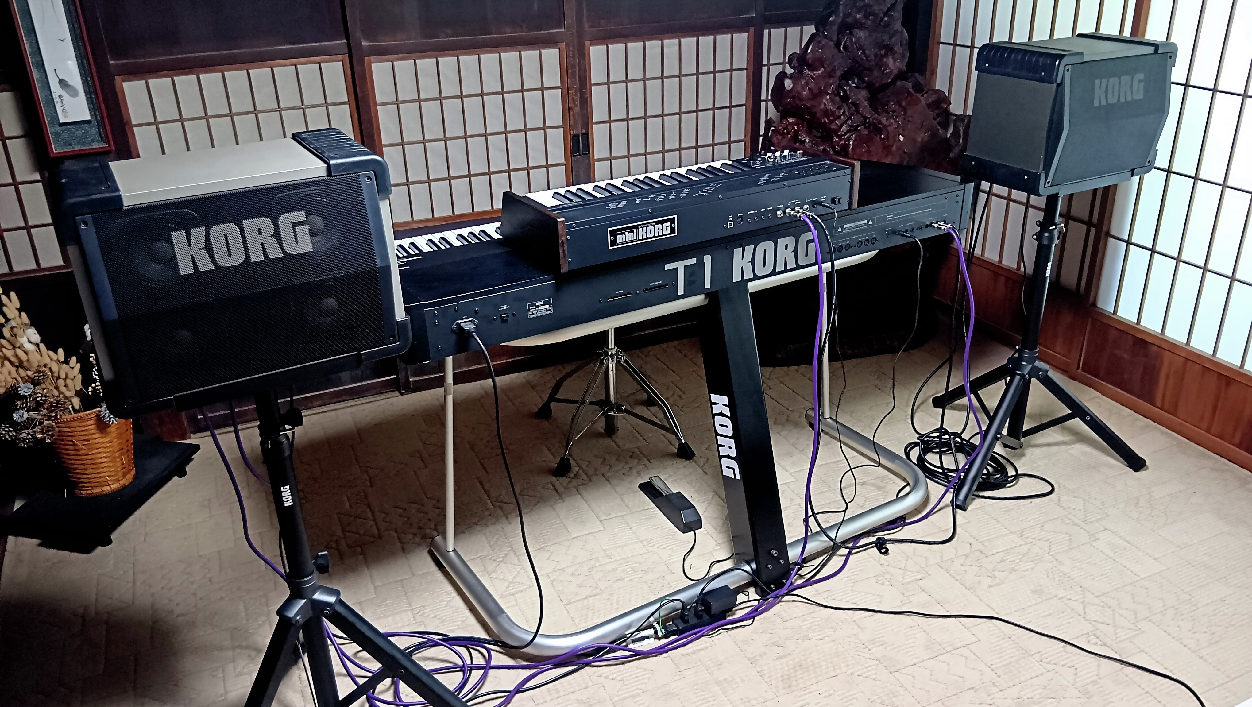 CHAOS シンセサイザー 無限の拡張性を秘めた手のひらに載る“ガジェットシンセサイザー