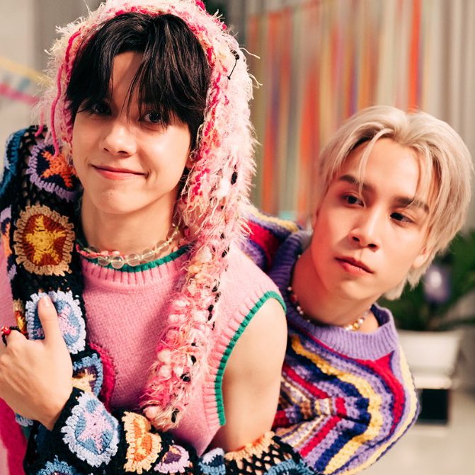 นั่น ทำไมมีของดีแล้วเก็บไว้ฟินคนเดียว